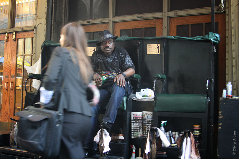 Shoeshine man Grand Central Station - New York, 2010